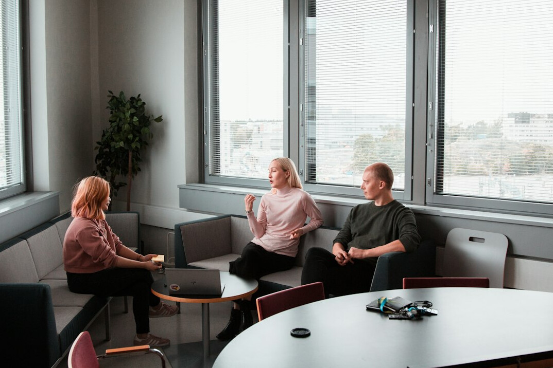 group discussion meeting